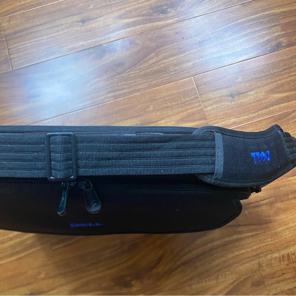 Genuine Dell Black Sturdy 15