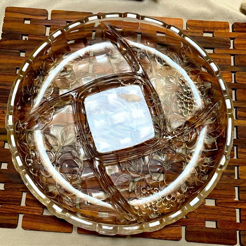 Royal Clear Japan 5 compartments glass floral round plate, size 12” party event