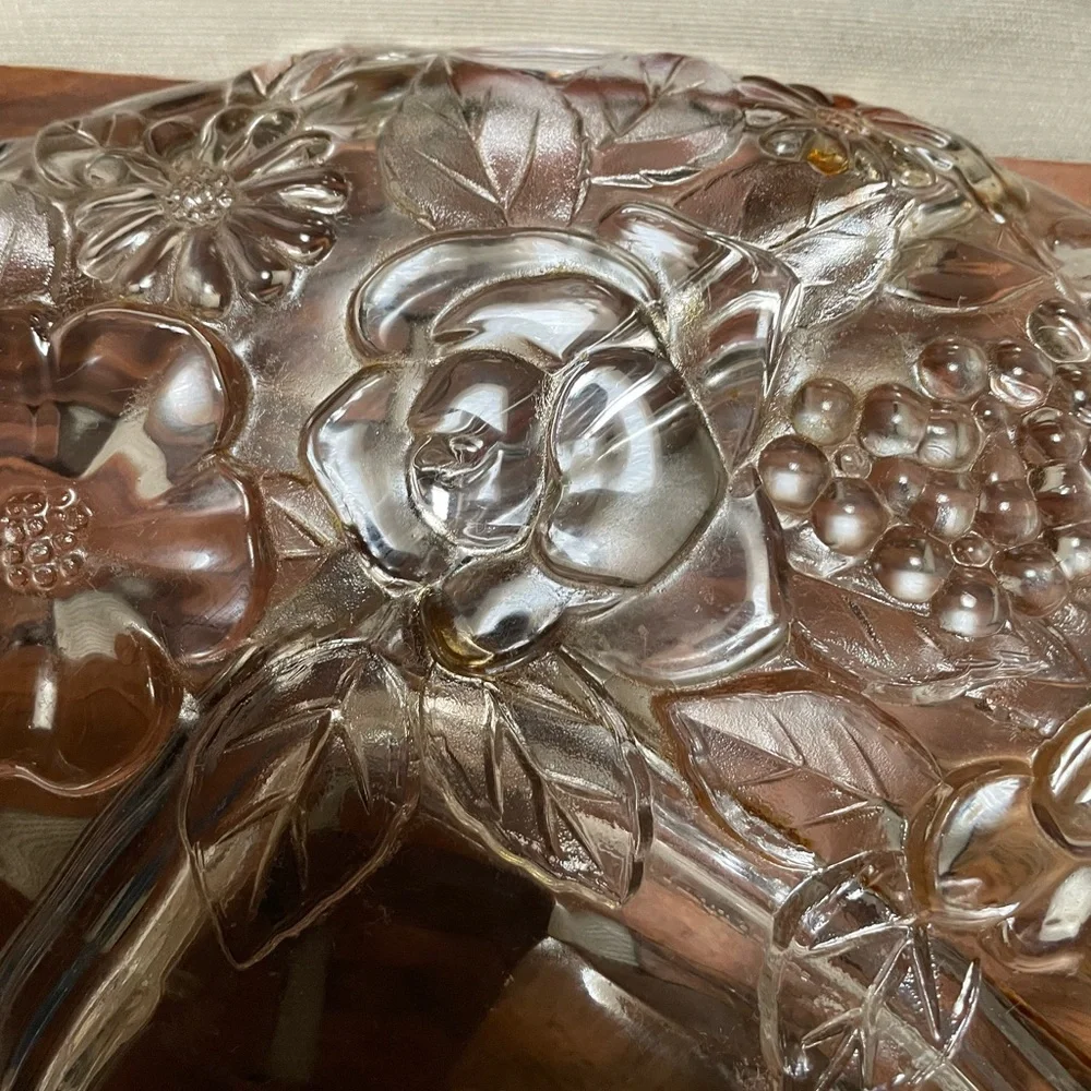 Royal Clear Japan 5 compartments glass floral round plate, size 12” party event