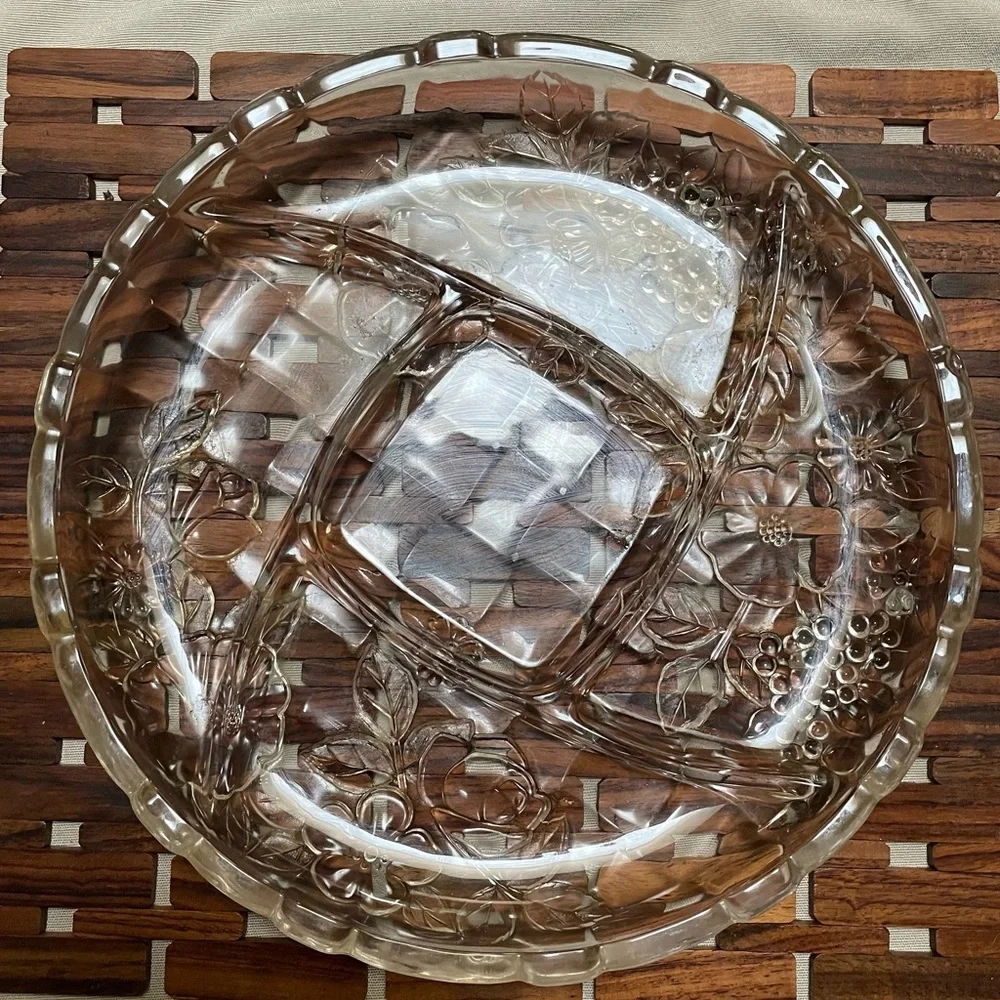 Royal Clear Japan 5 compartments glass floral round plate, size 12” party event