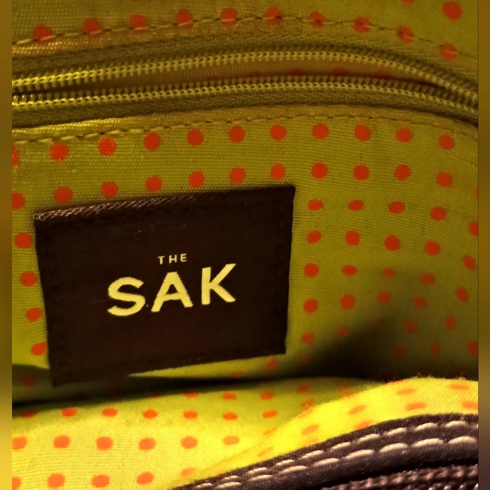 The Sak or completely orange