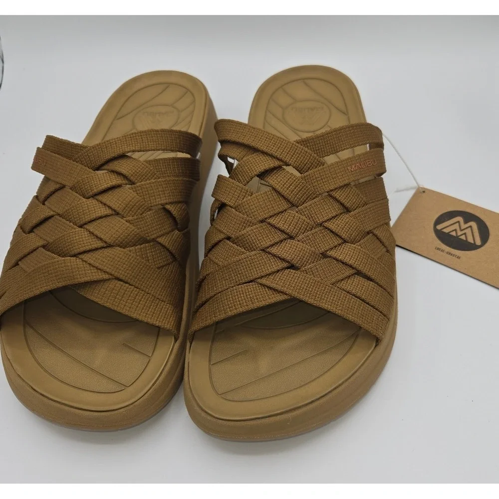 NWT Zuma by Malibu Sandals,‎ Coyote, Size 13