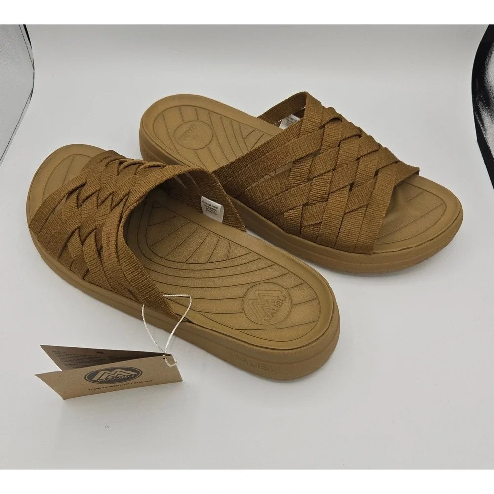 NWT Zuma by Malibu Sandals,‎ Coyote, Size 13