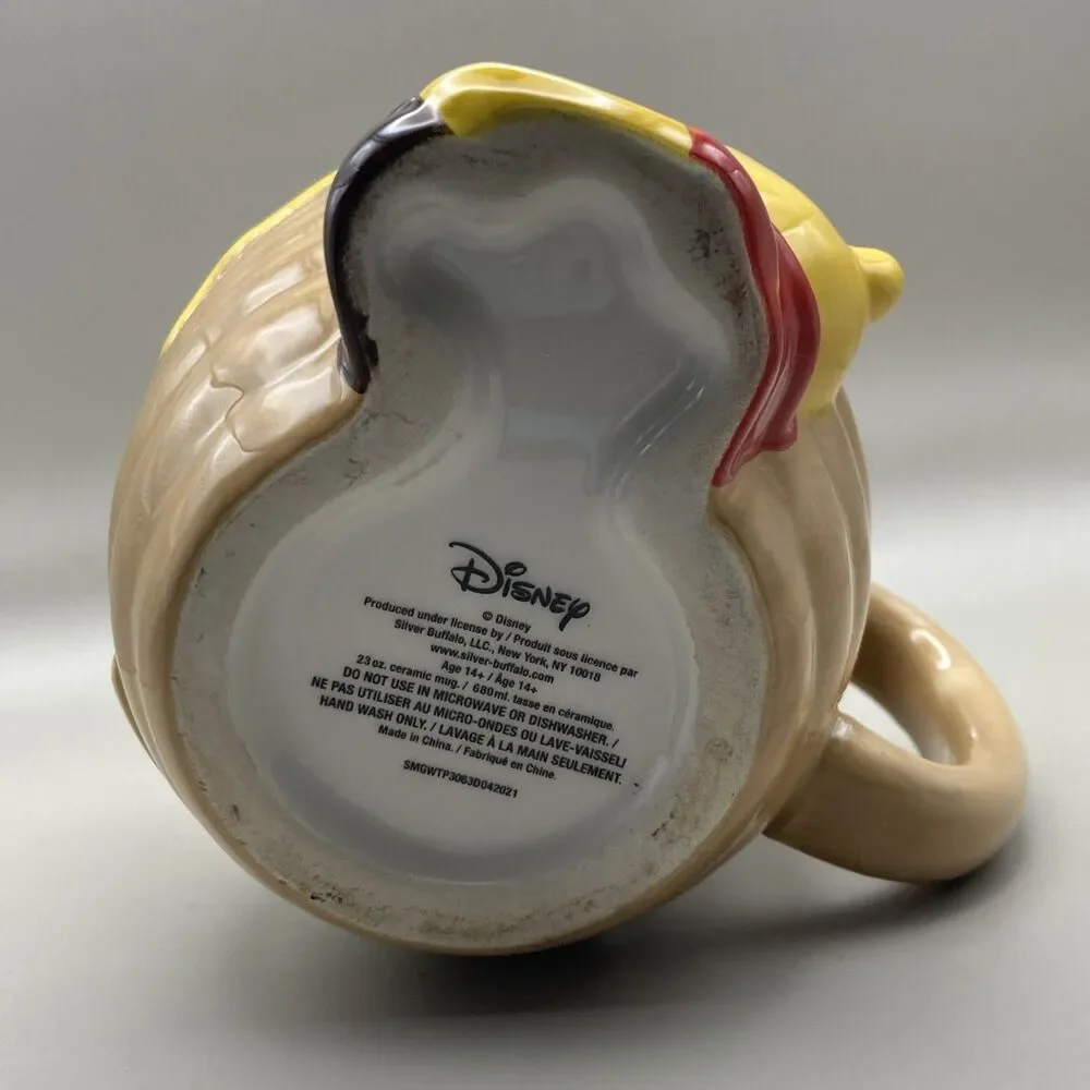 Silver Buffalo winnie pooh