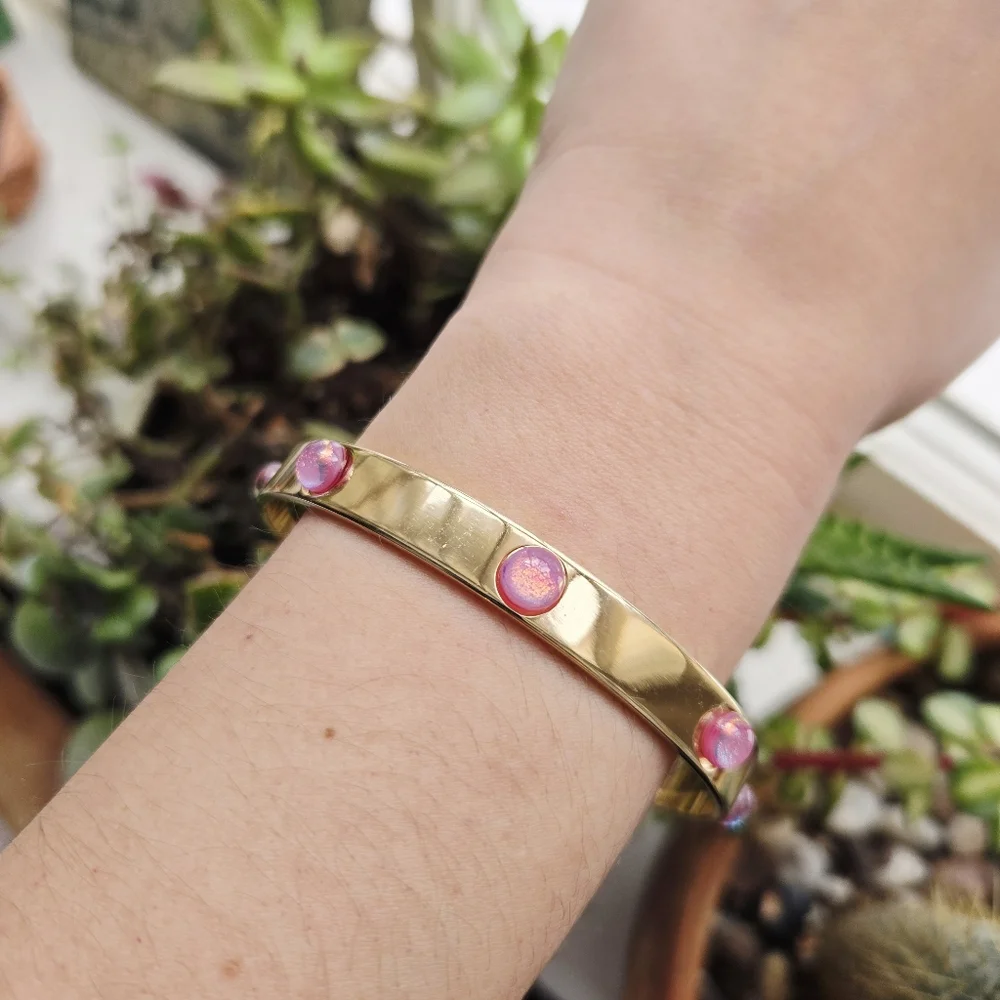 N/A vintage gold