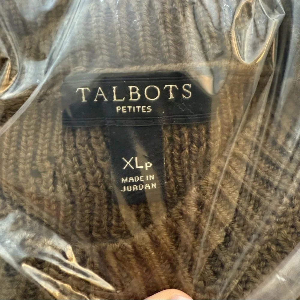 Talbots Petite XL Crewneck Sweater Pullover Olive Green Gold Buttons Fall Autumn