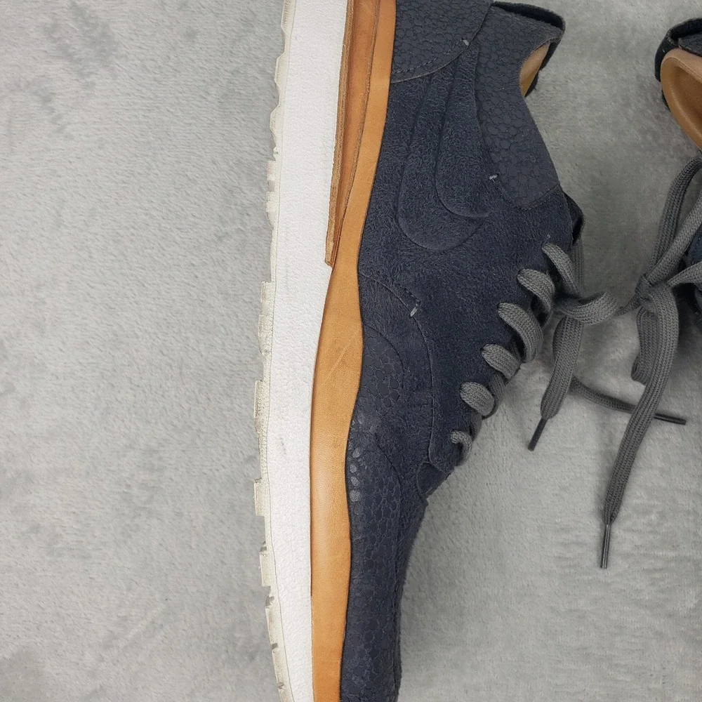 Nike blue gray