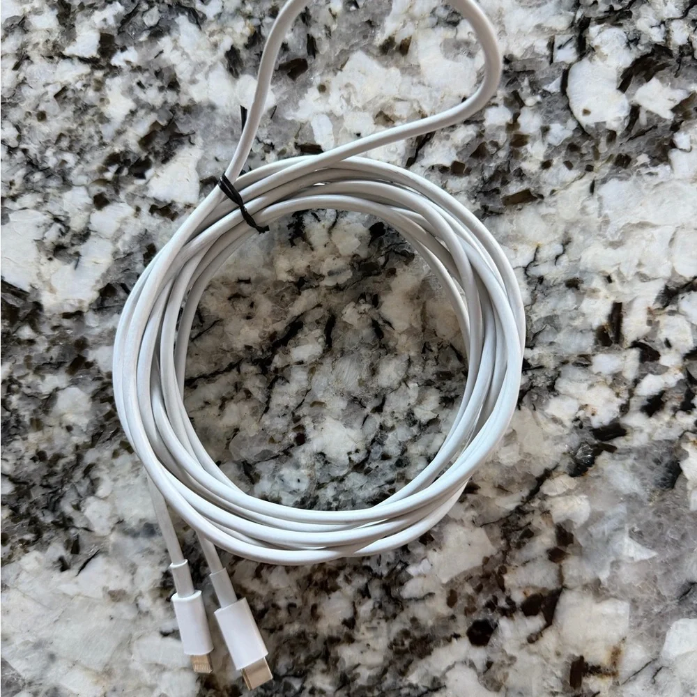 White USB-C Lightning Charging Cable - 10 feet