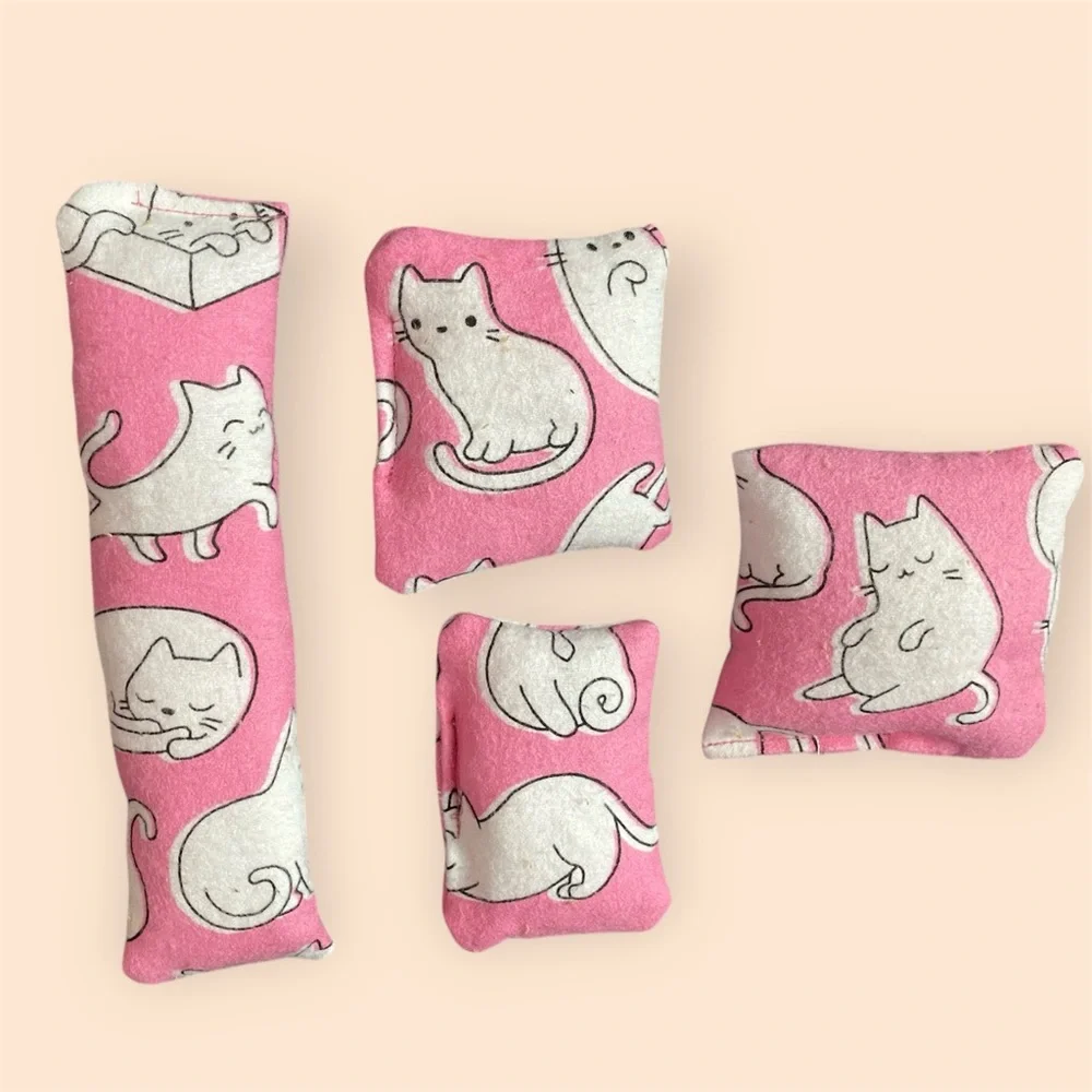 Handmade Pink Cat Print Catnip Toy Kick Stick Set (4)