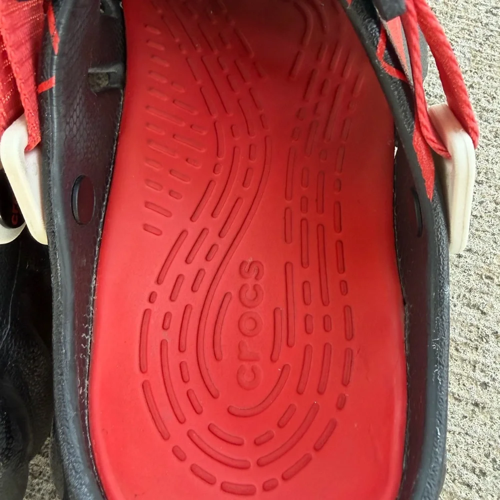 Crocs Team Spider-Man Echo Glow Clog - GLOW-IN-THE-DARK SPIDEY Kids Sz: J6 US