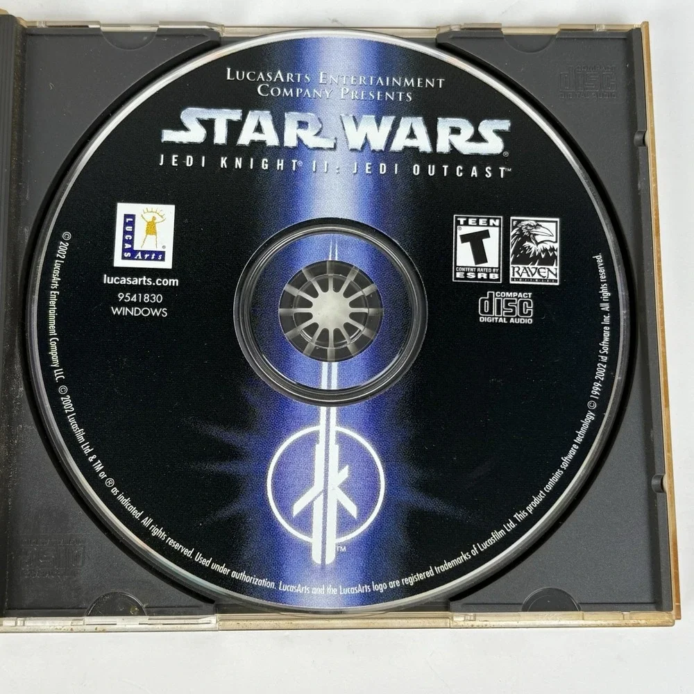 Star Wars Jedi Knight 2: Jedi Outcast PC/CD ROM Computer Video Game