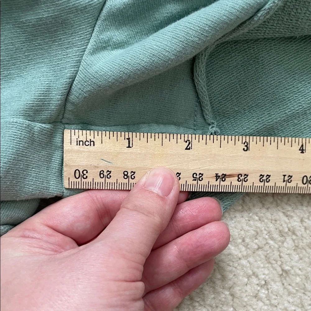 OshKosh B'gosh UEC Girls Sz 10 Green Shorts Cotton elastic waist 2’ inseam