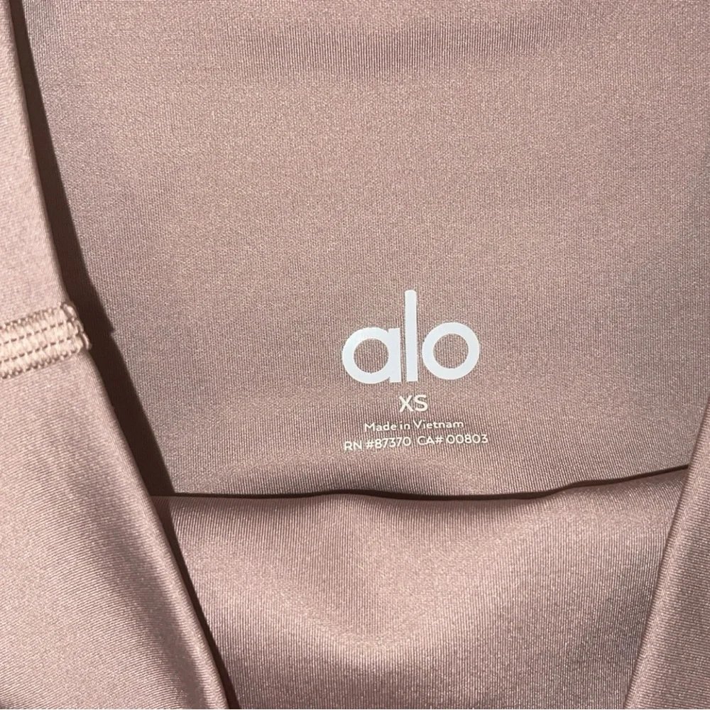 ALO Yoga sleek stylish
