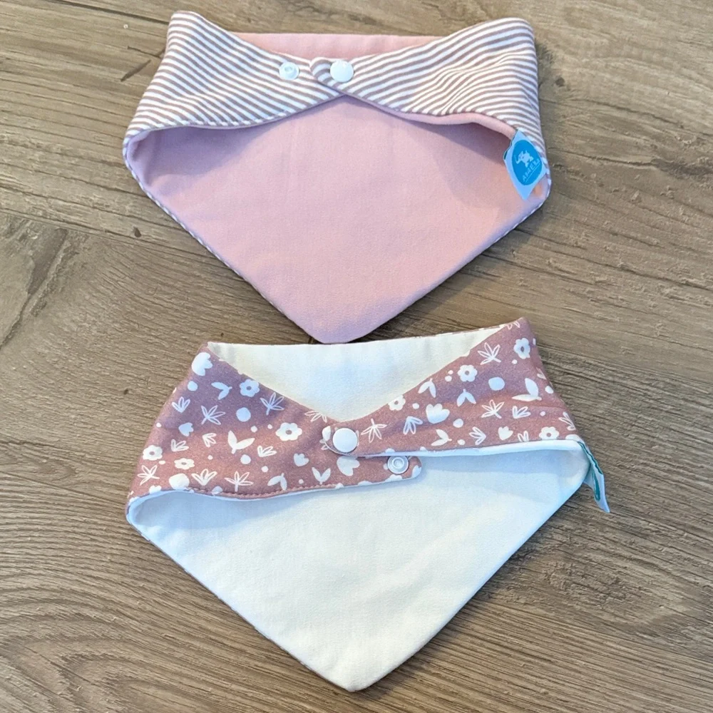 5/$25: NWOT Baby Bandana Bib Set
