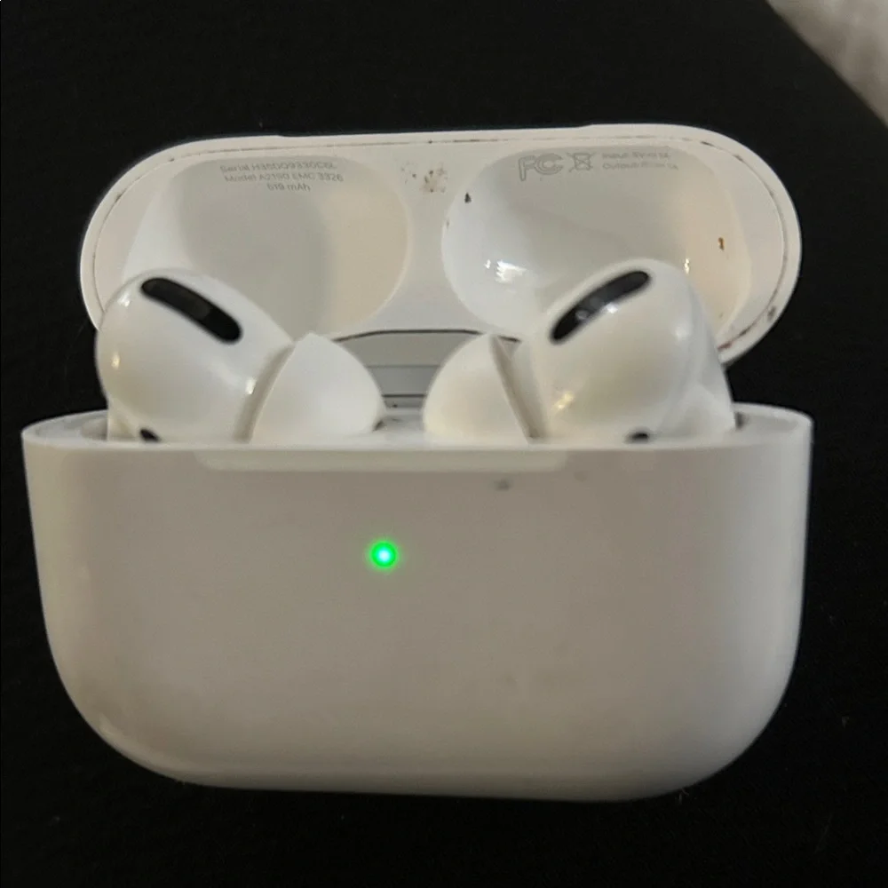 AirPod Pro—Wireless Earbuds with Charging Case - White