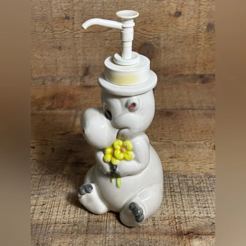 Vintage 80’s Andre Richard Bathroom Bath Soap Pump House Hippo Fantasy Friends