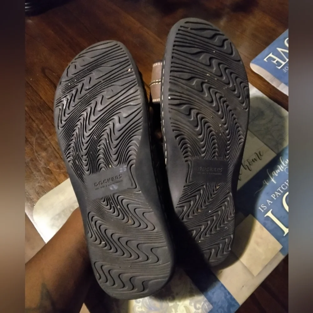 N/A sandals brown lots