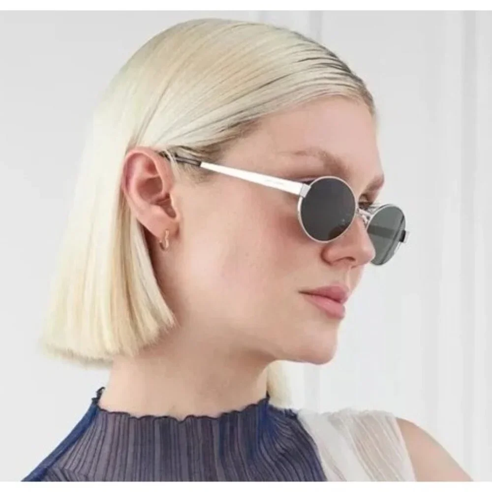 Saint Laurent 100% new