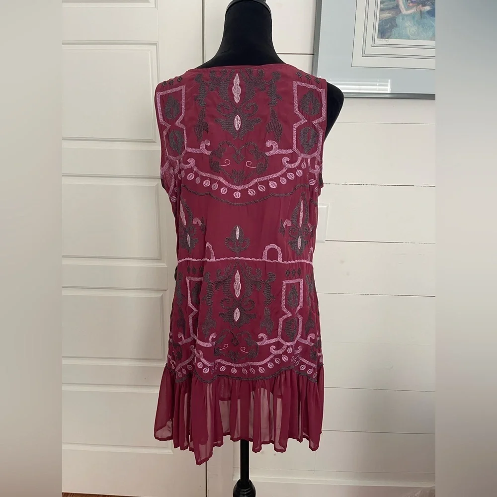 Octavia sleeveless embroidered