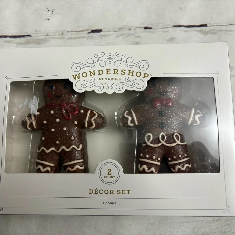 TARGET WONDERSHOP CHRISTMAS GINGERBREAD DECOR 2PK