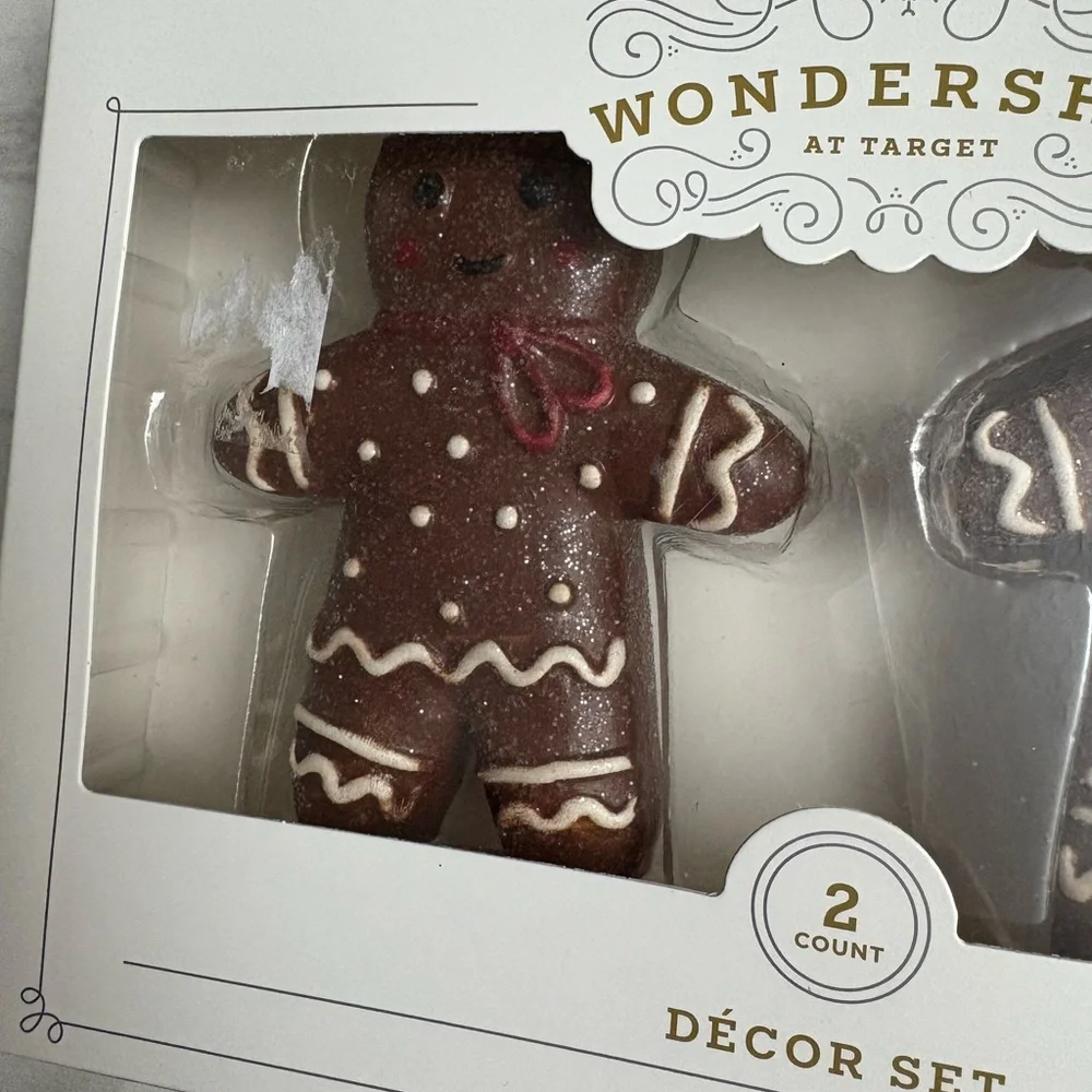 TARGET WONDERSHOP CHRISTMAS GINGERBREAD DECOR 2PK