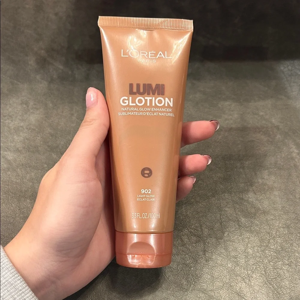 L'Oréal Paris Lumi Glotion Natural Glow Enhancer - 902 Light Glow Jumbo size