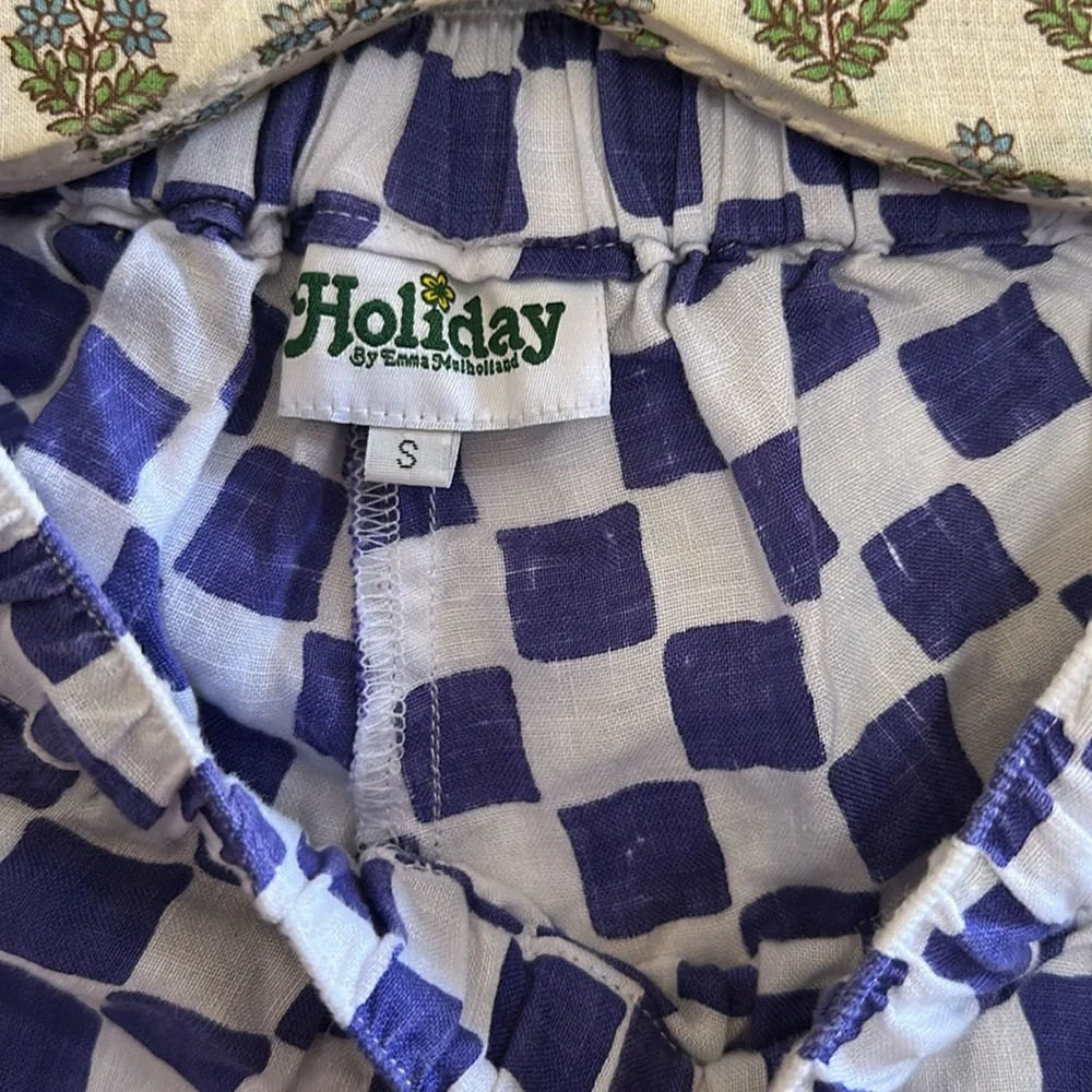 holiday the label holiday label