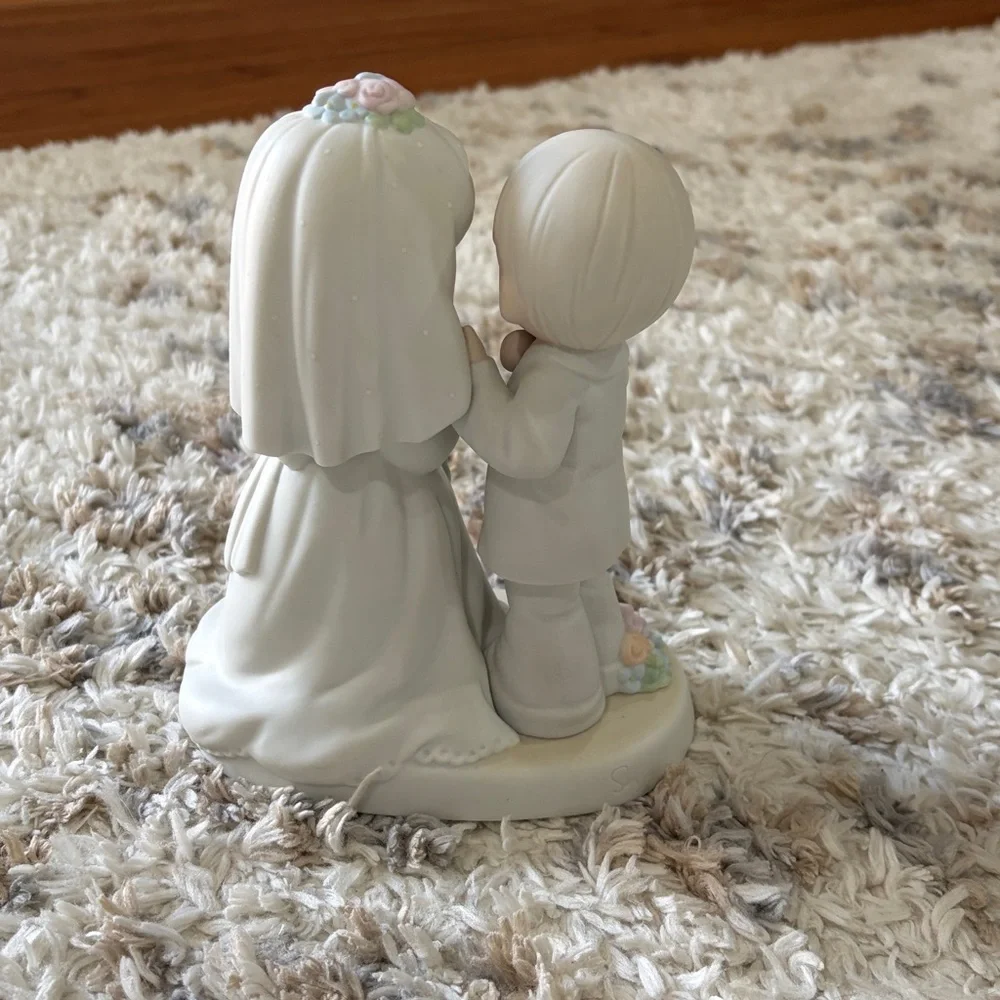 Precious Moments celebrate love