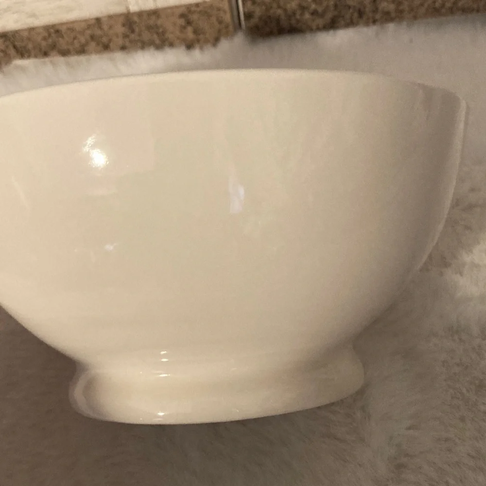 Rae Dunn ceramic bowl