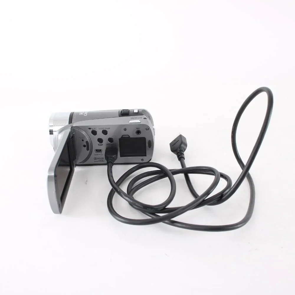 Canon Vixia HF Video Camcorder R200 DC 3.7V HD 28X Zoom W/ Accessories Camcorder