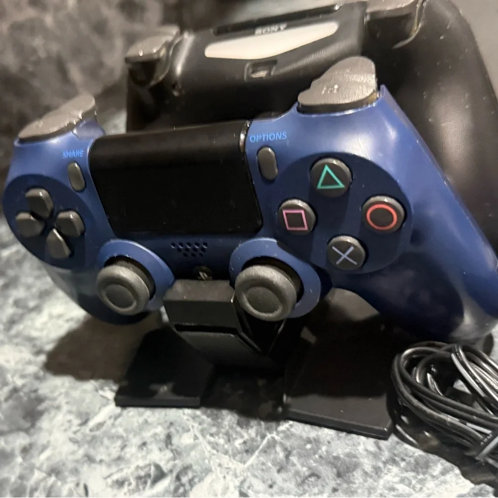 Sony PS 4 Slim Console & 2 Dual shock Controllers with Controller Charging set
