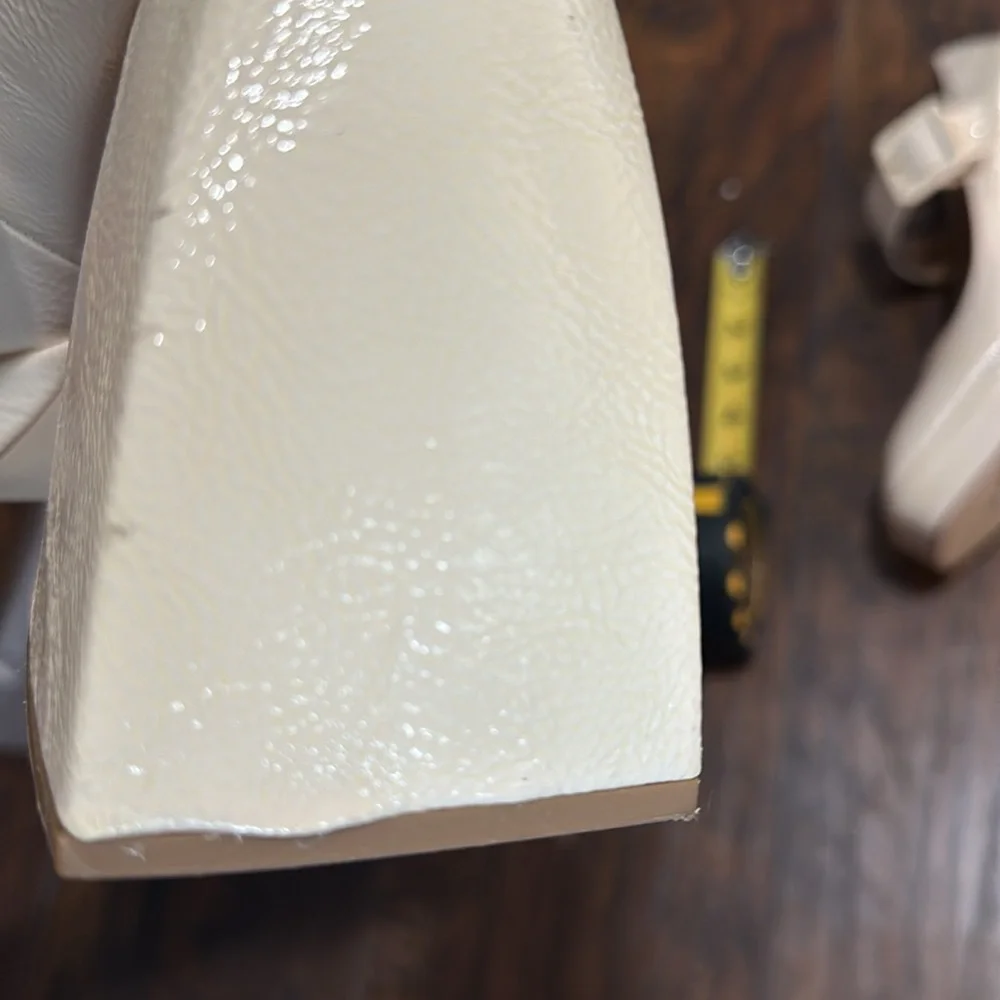 Mary Jane Khiara Shiny Textured Cream Platform Patent Leather Block Heels