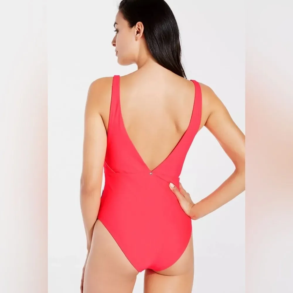 Fabletics flattering one