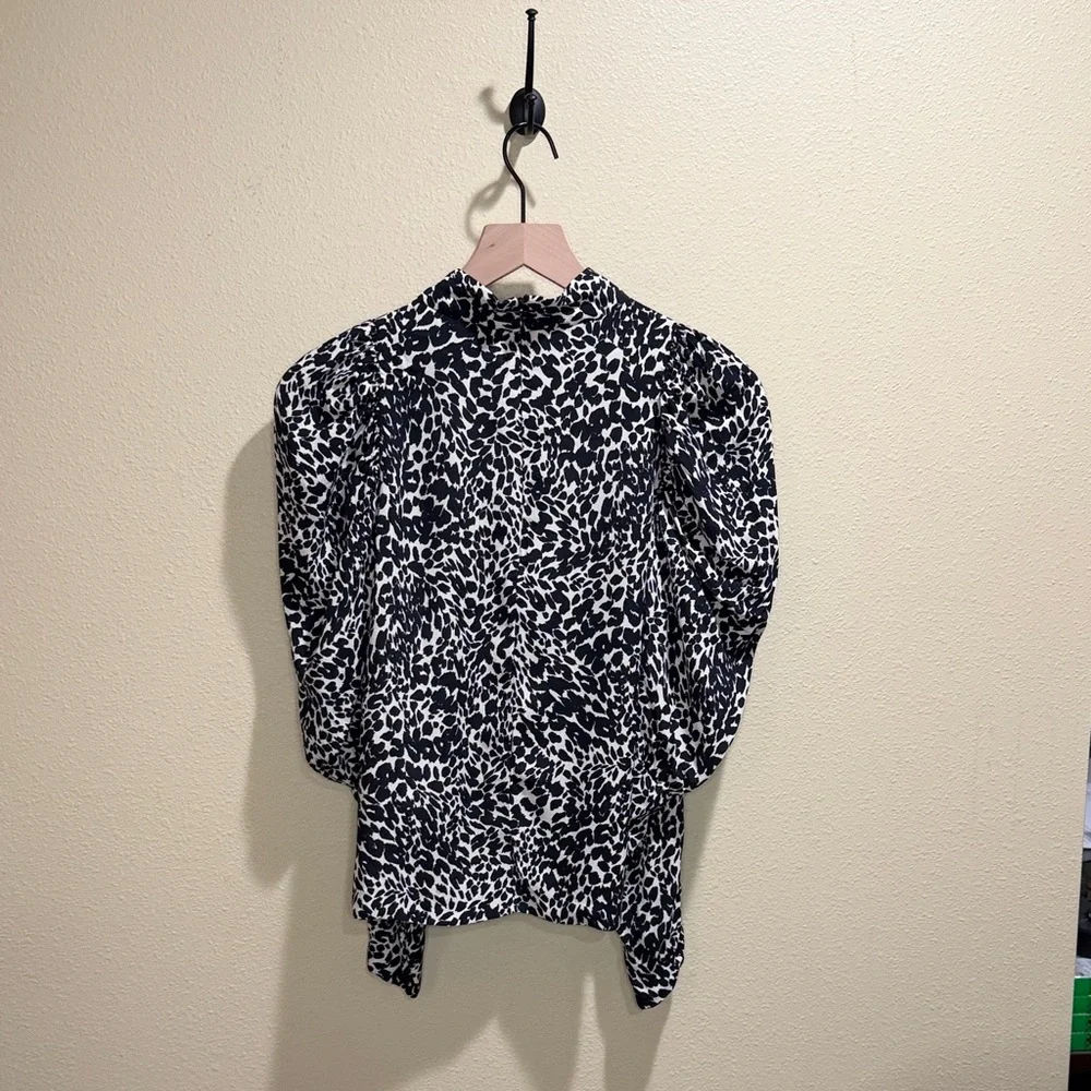 Zara animal blouse black