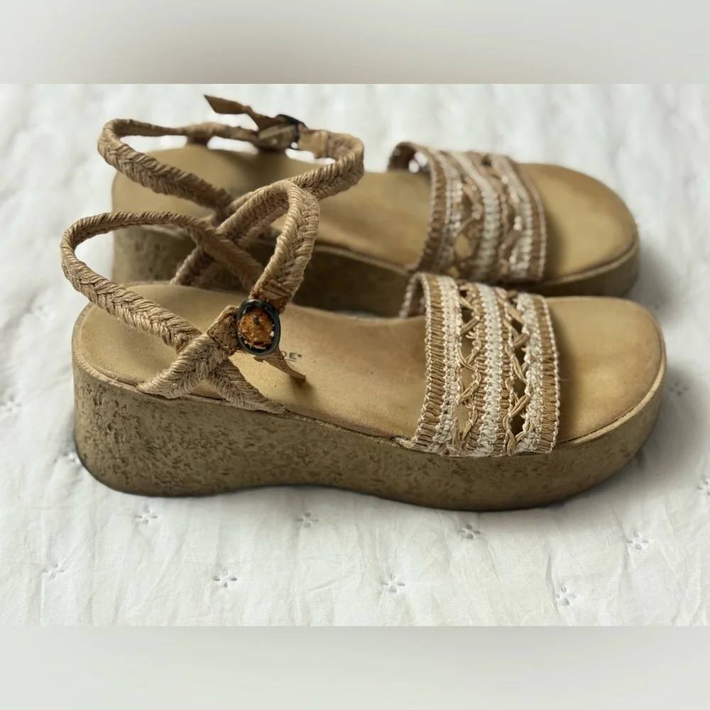versatile straps comfortable