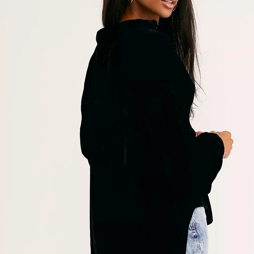 We The Free La Luna Black Velvet Oversized Button Down Shirt - size XS - NWOT