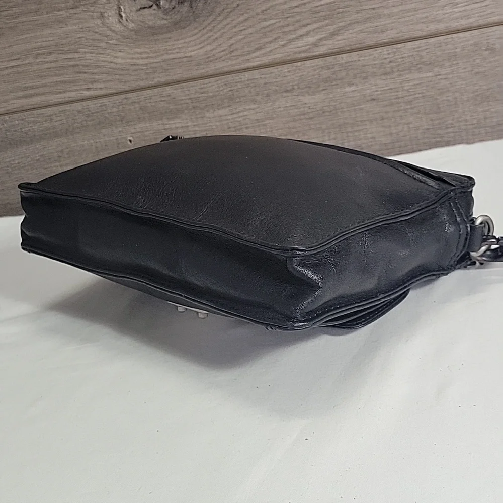 Tumi elegant black