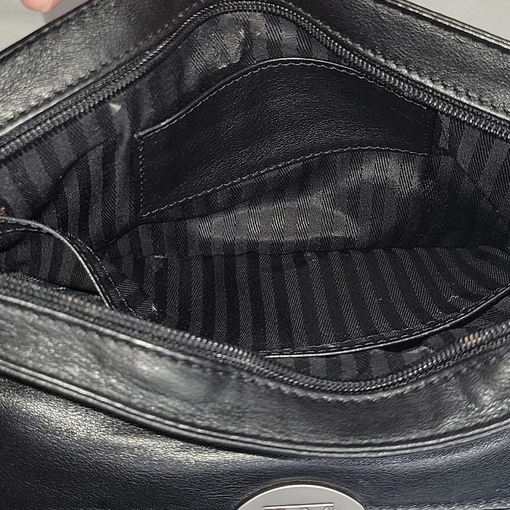 Tumi elegant black