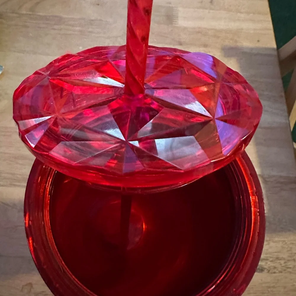 Starbucks bold red
