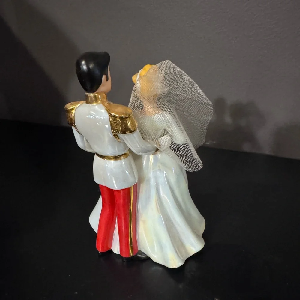 Cinderella & Prince Charming,Disney, Bride & Groom Cake Topper