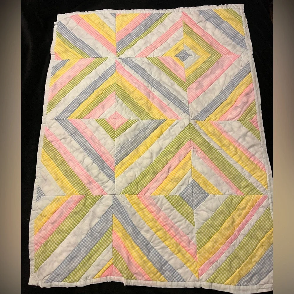 UC Vintage 70s Hand Sewn Colorful Patchwork Baby Crib Quilt 29”x38”