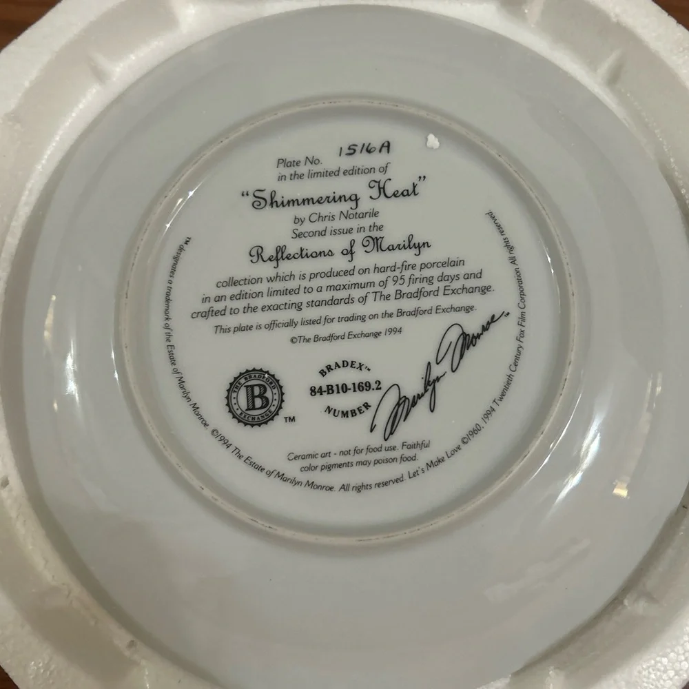 Vintage Marilyn Monroe “Shimmering Heat” Collector Plate | Bradford Exchange