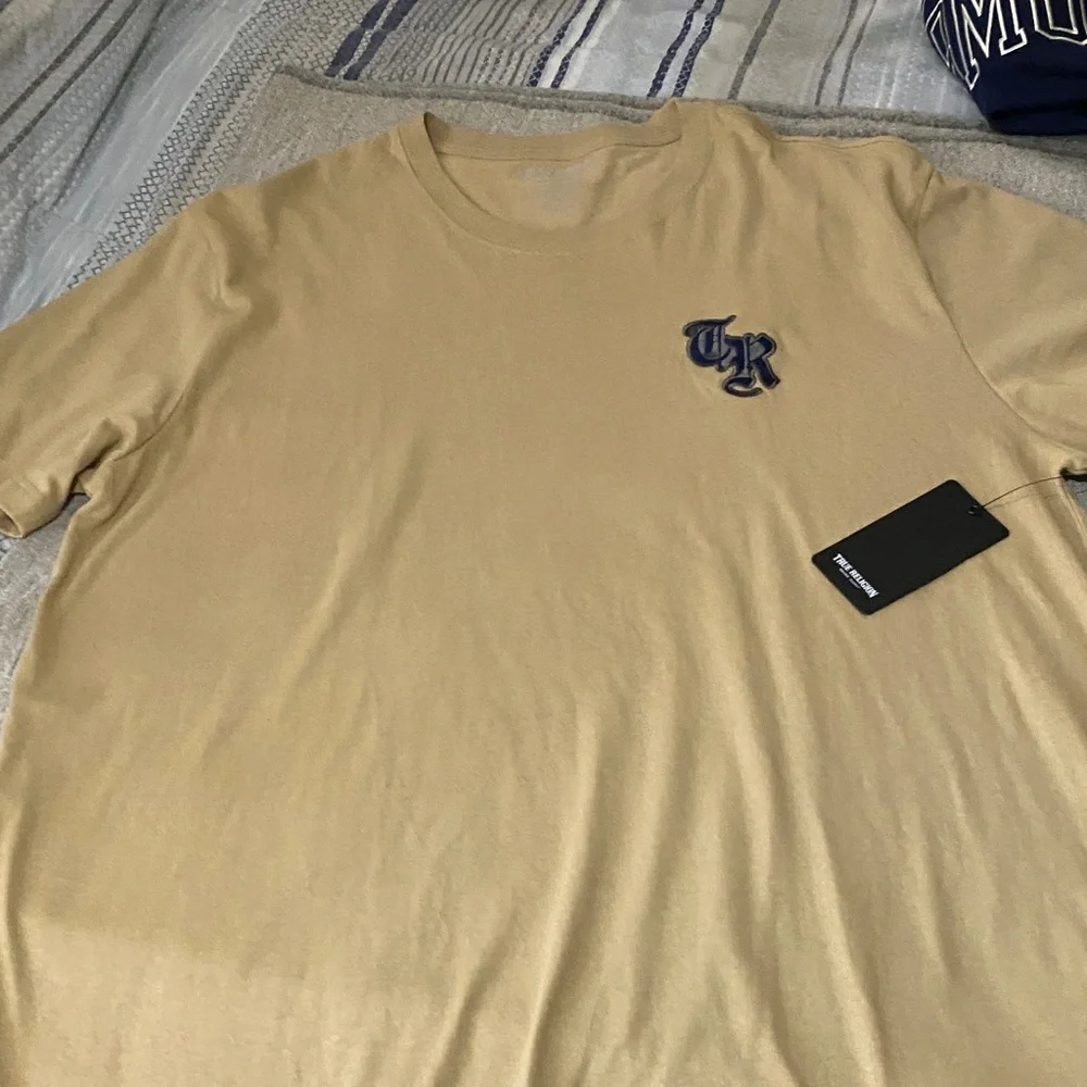 TRUE RELIGION Teeshirt
