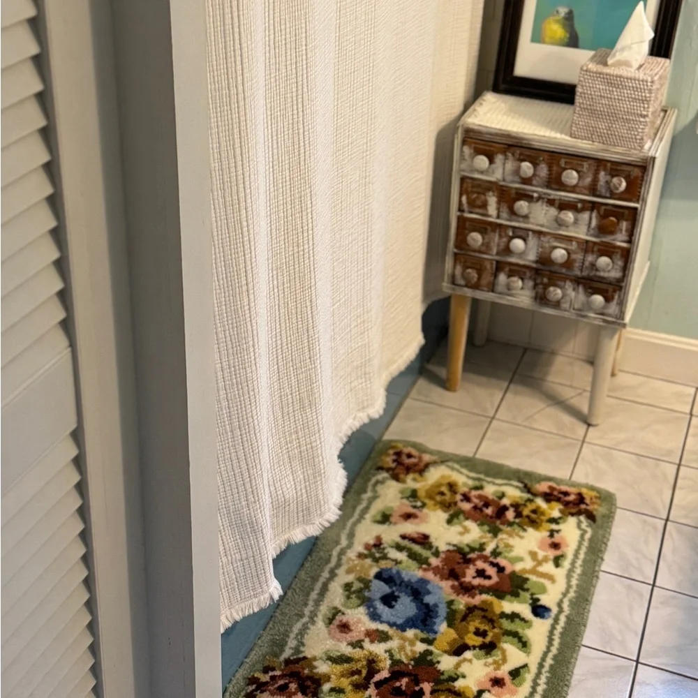 Tufted Floral Rug