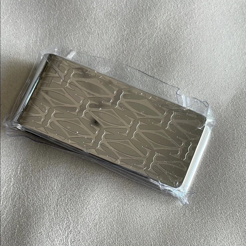 Cartier notes dimensions