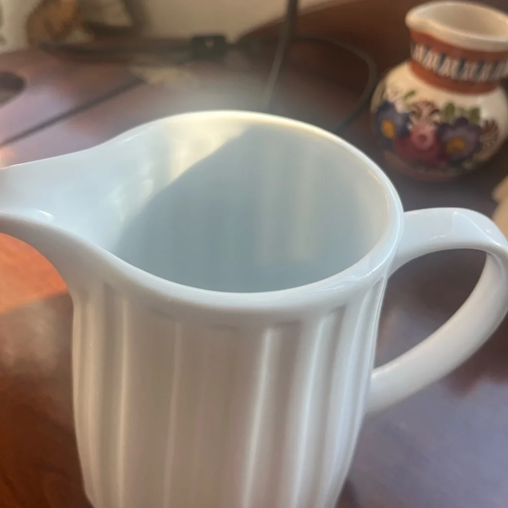 Crate & Barrel Ribbed White Ceramic Milk Creamer 5