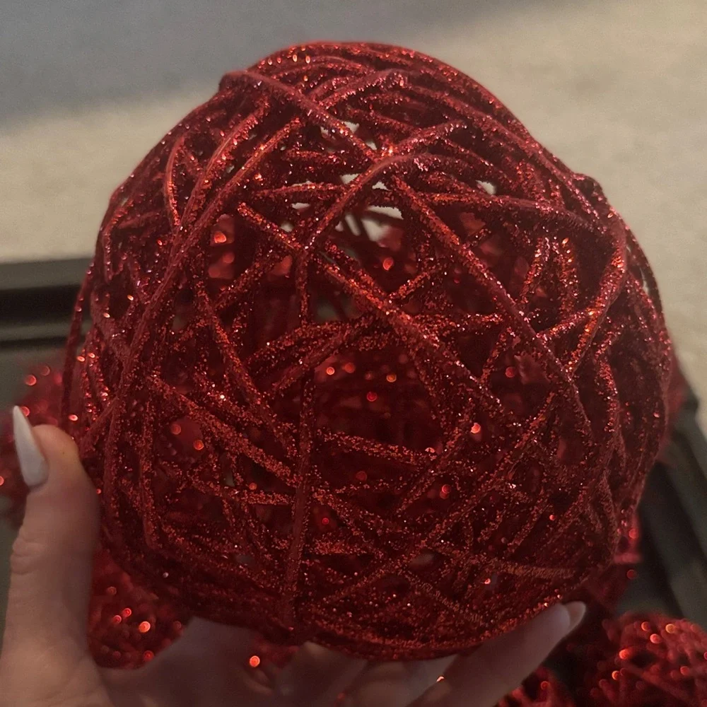 Pier 1 set red