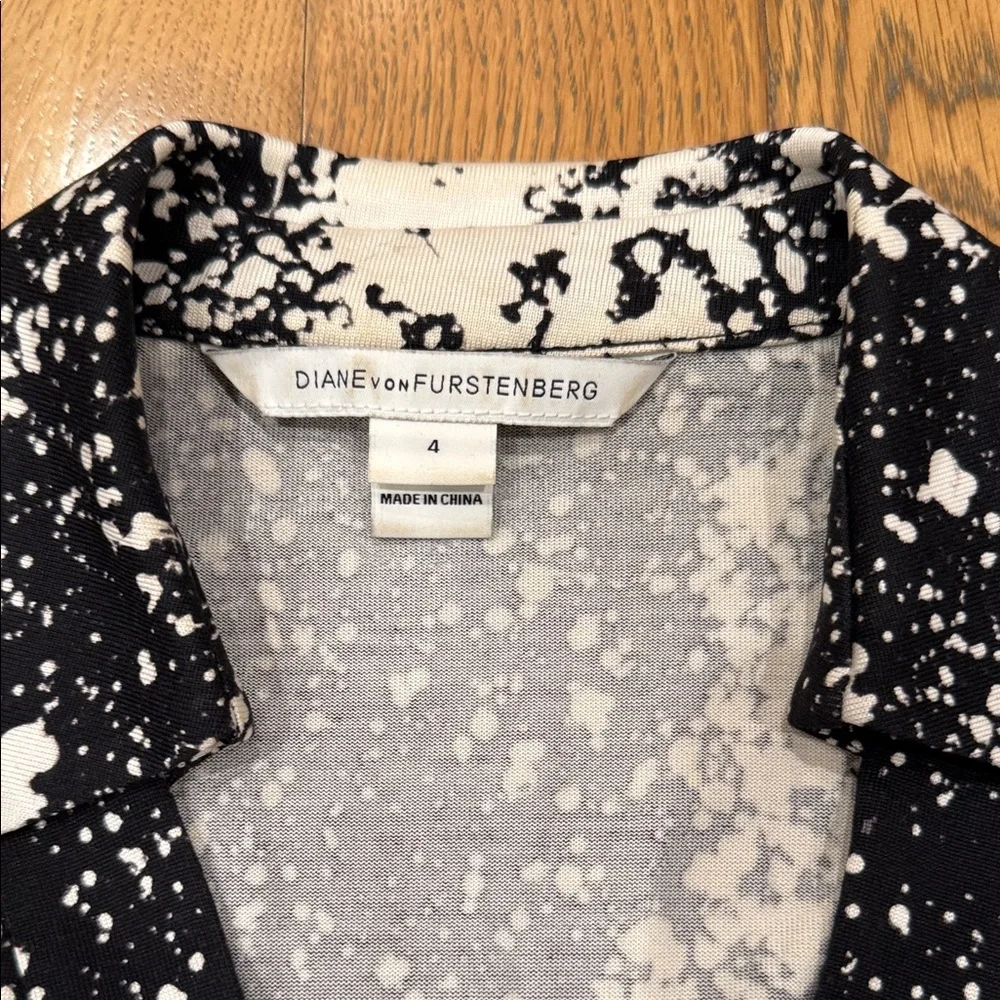 Diane Von Furstenberg Monochrome Splatter Bodysuit