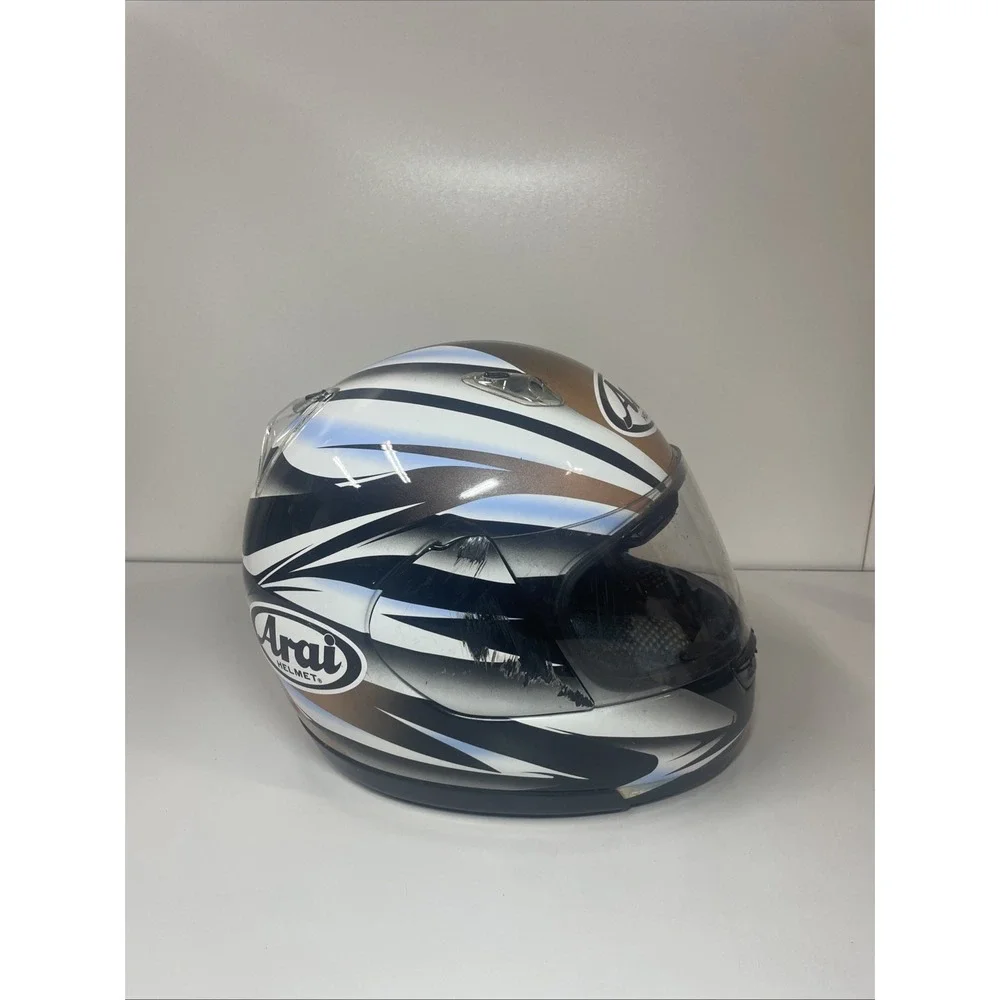 Arai quantum helmet