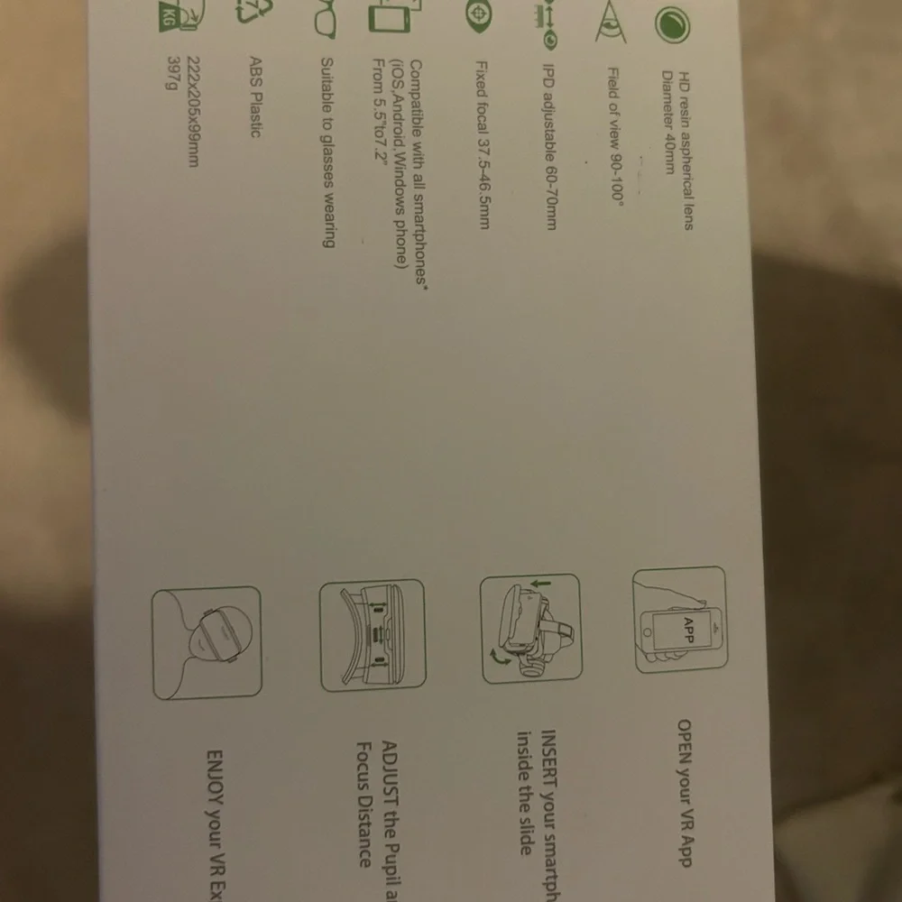 Black and White VR Headset